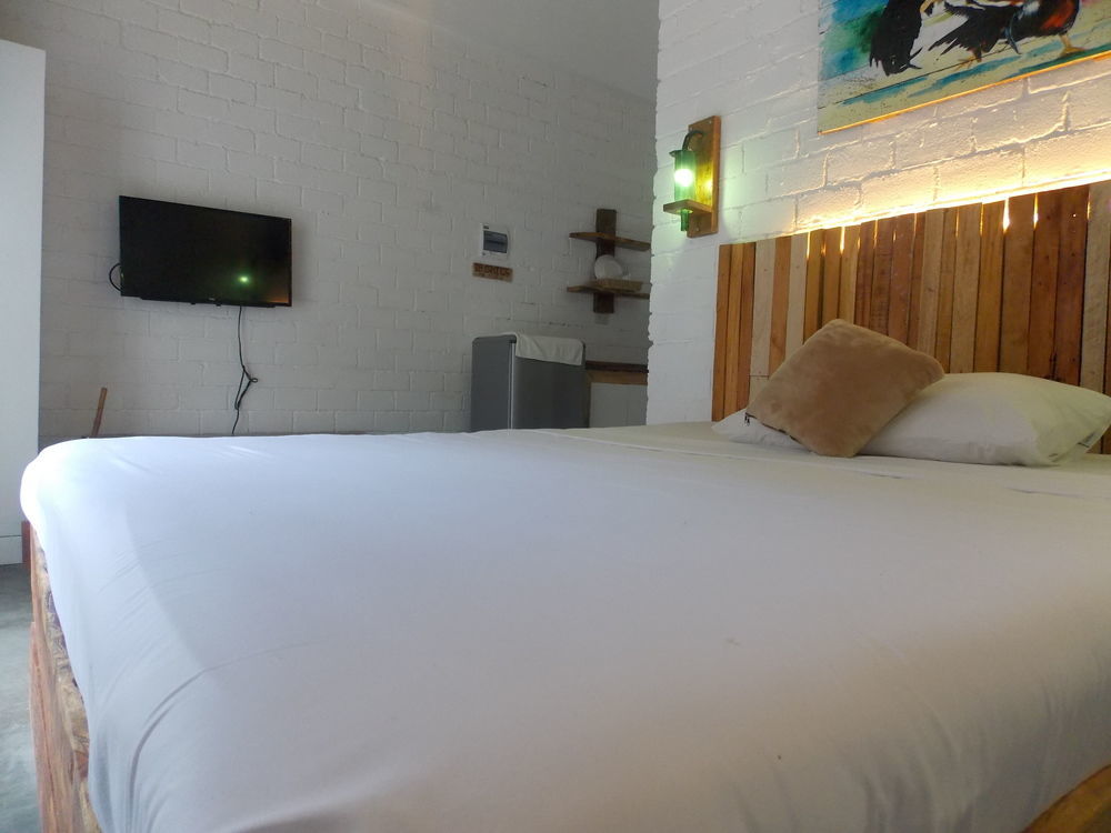 Serviced Apartments By Eco Hotel Bohol Panglao-stad Buitenkant foto